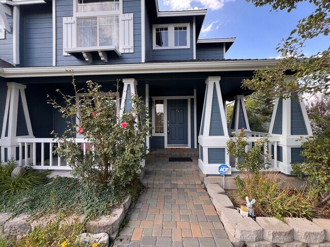 Building Photo - Large Beautiful Home off Toll Rd, South Reno