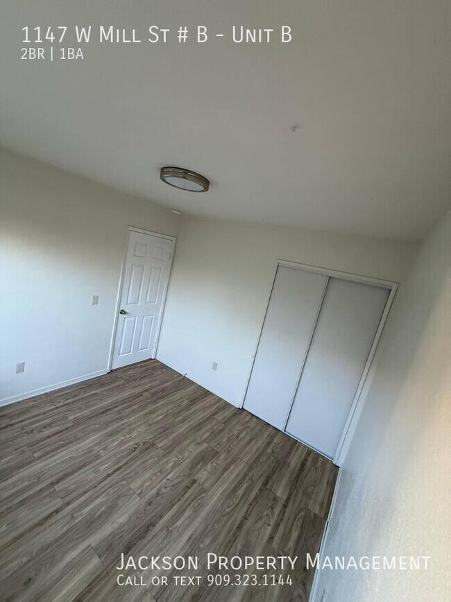 Building Photo - 1147 W Mill St