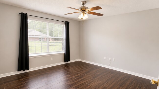 Building Photo - 1248 Jefferyscot Dr