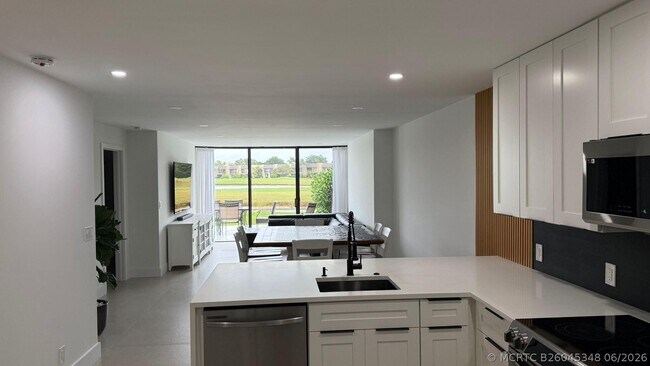 Building Photo - 4539 Luxemburg Ct
