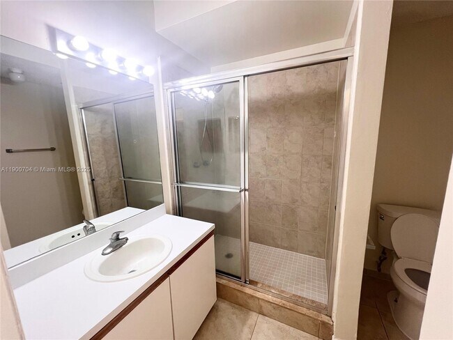 Building Photo - 731 Cypress Ln