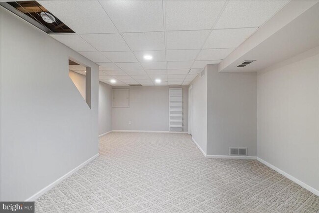 Building Photo - 8708 Spruce Mill Dr