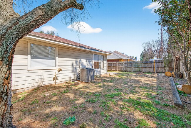 Building Photo - 10619 Goodrum Rd