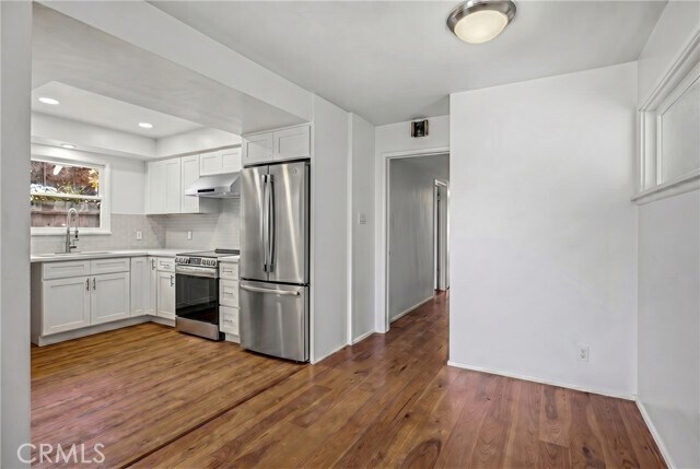 Building Photo - 280 Cypress Dr