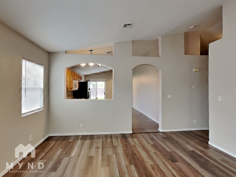 Building Photo - 514 Oak Island Dr