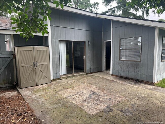 Building Photo - 724 Carnegie Dr