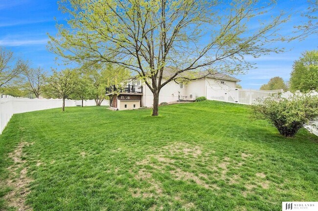 Building Photo - 8714 S 98th Cir