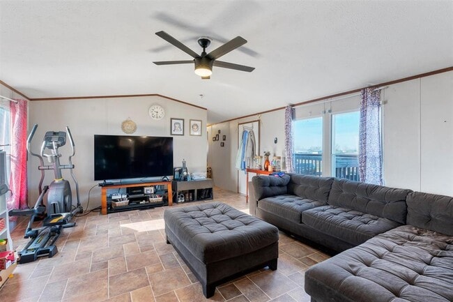 Building Photo - 16629 Manda Carlson Rd