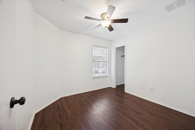 Building Photo - 11304 Autumn Ash Dr