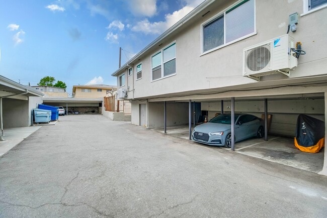 Covered parking - 115 N Eastwood Ave