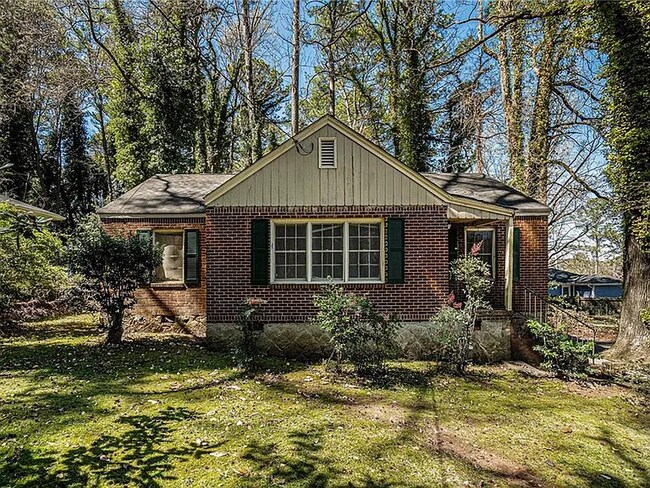 Primary Photo - 1833 Ridgeland Dr