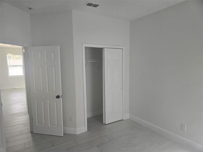 Building Photo - 2200 Preston Ln