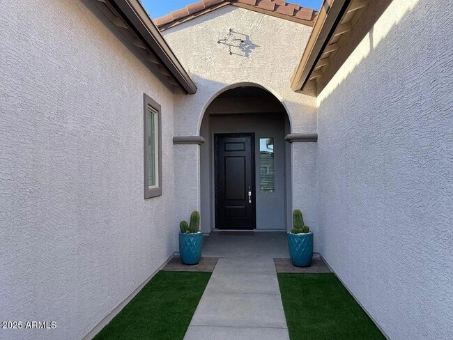 Building Photo - 207 E Gemini Pl