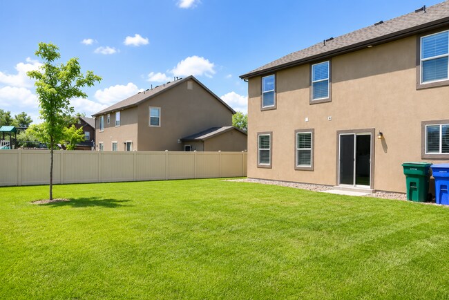 Building Photo - Lovely Home for Rent