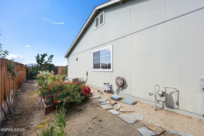 Building Photo - 8733 Sunset Breeze Dr