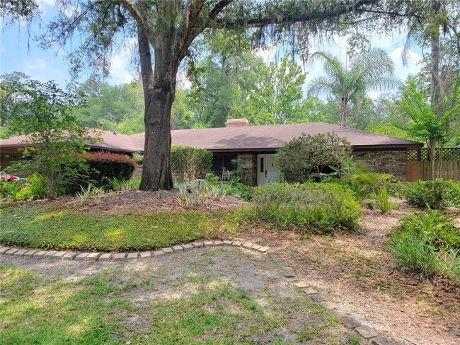 Building Photo - 2015 NW 38th Dr