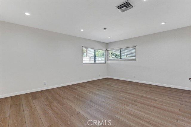 Building Photo - 6851 Forbes Ave