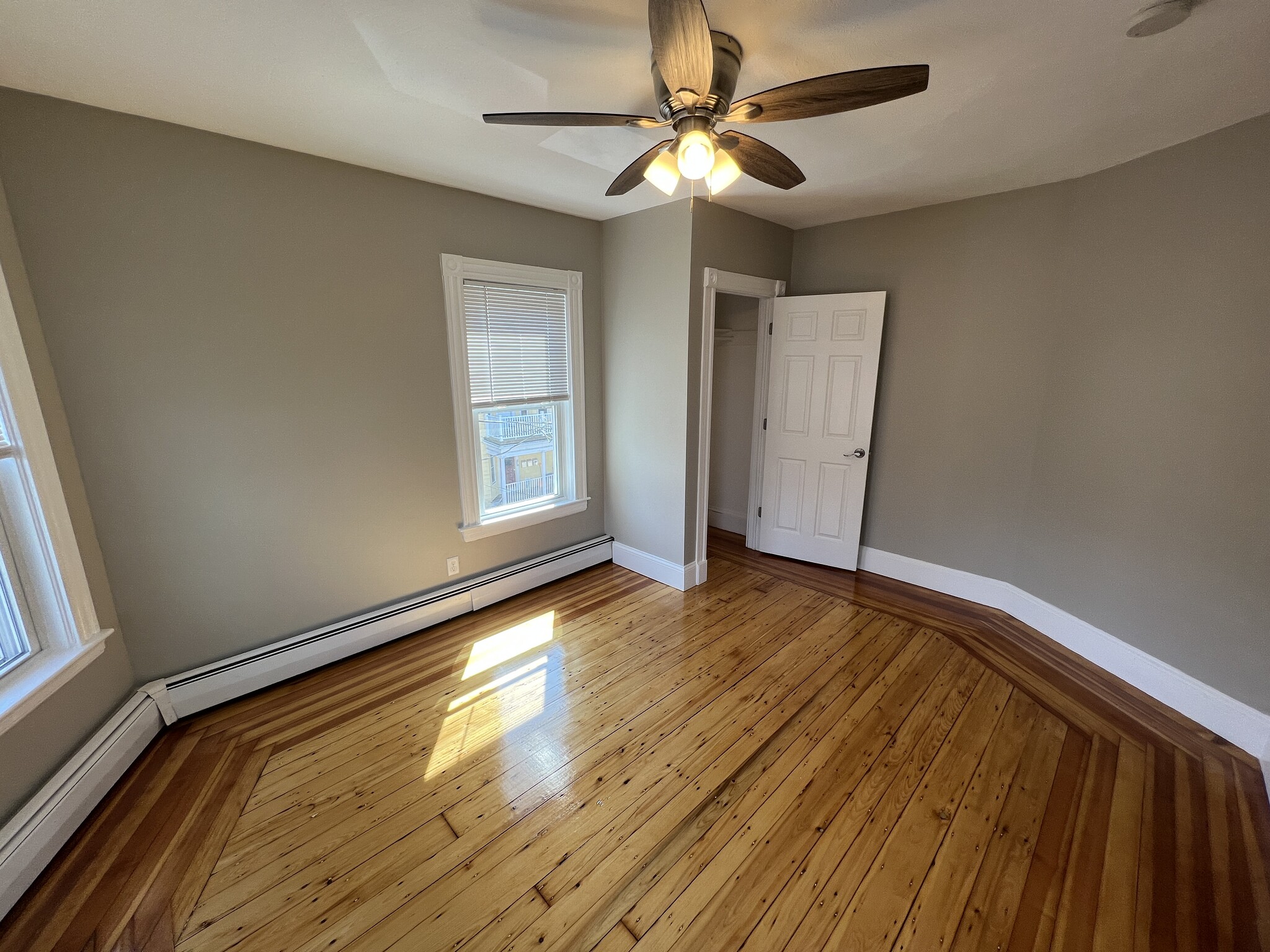 Building Photo - 2 Gilson Ter