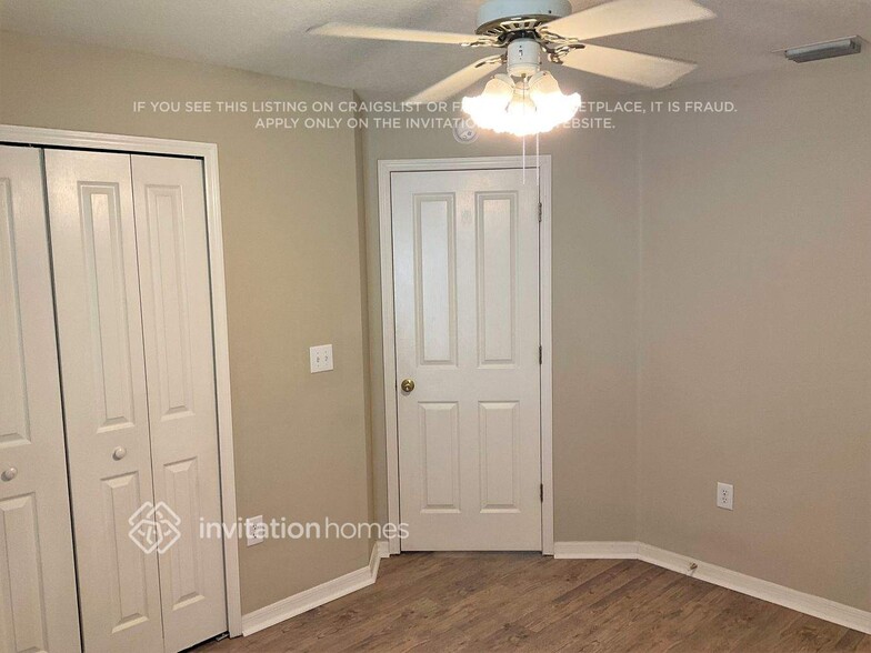 Building Photo - 9417 Hunters Pond Dr