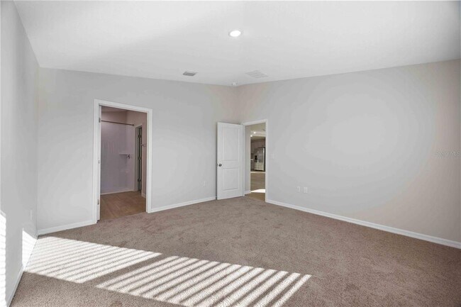 Building Photo - 1724 Vanilla St