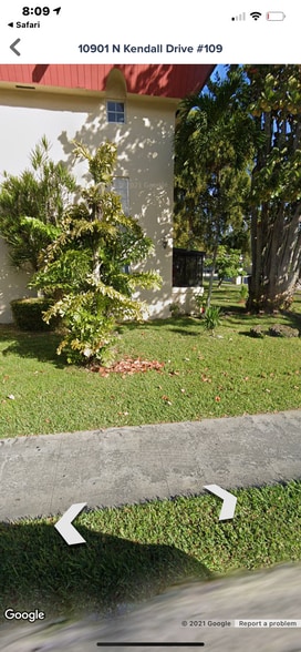 Building Photo - 10901 N Kendall Dr