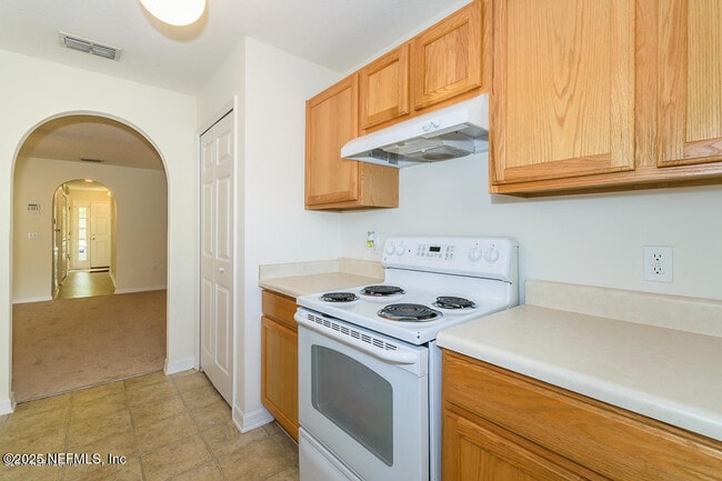 Building Photo - 10550 Autumn Trace Rd