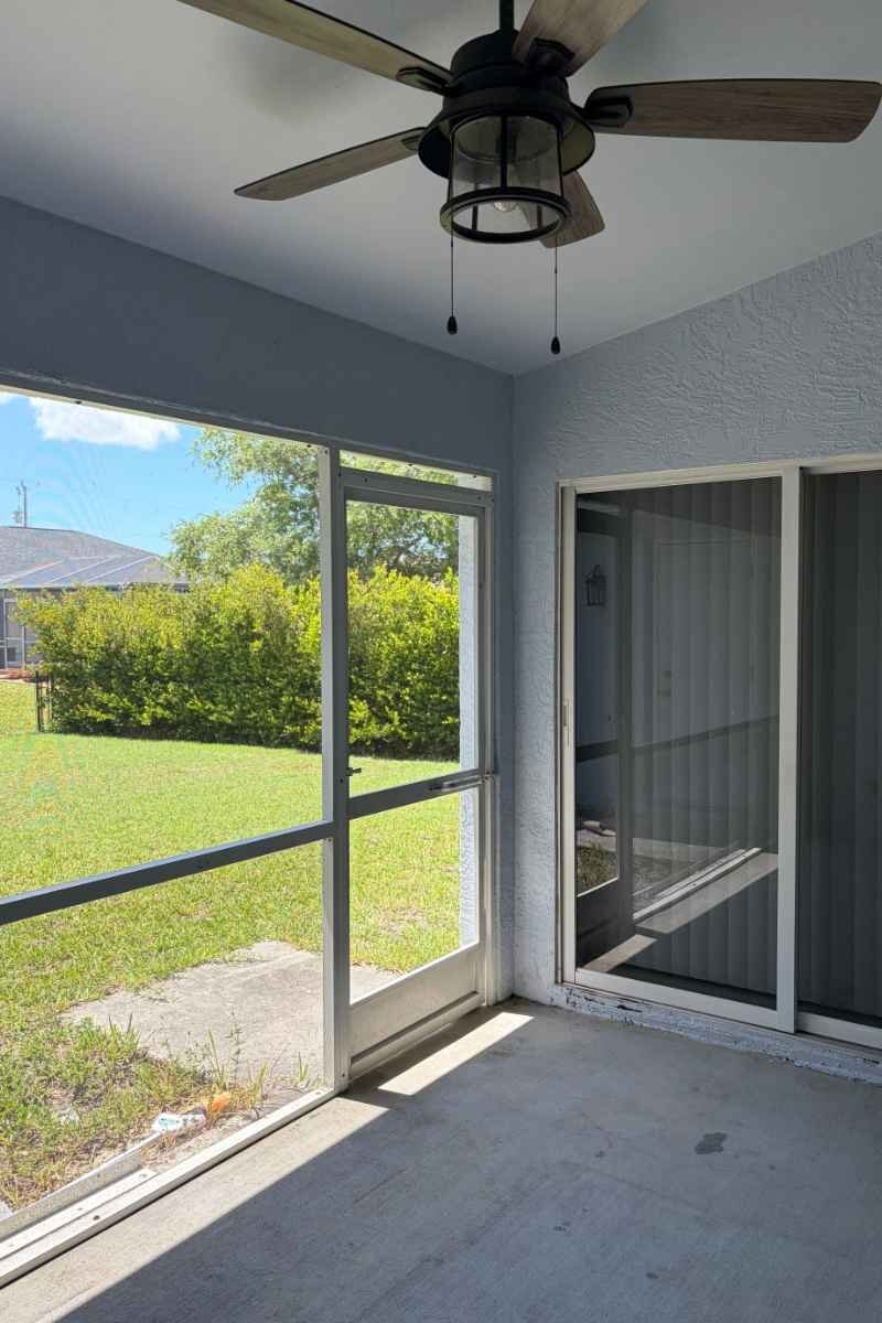 Building Photo - 2124 NW 18th Ave