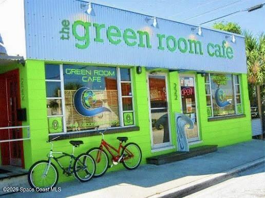 Building Photo - 4605 Ocean Beach Blvd