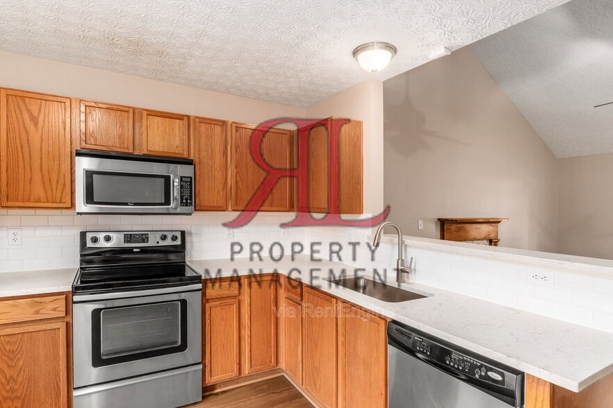 Building Photo - 3000 Papin St