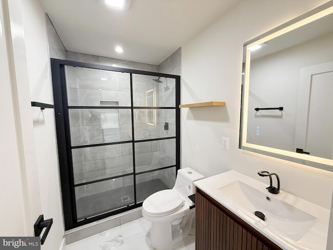 Building Photo - 8908 Mohawk Ln