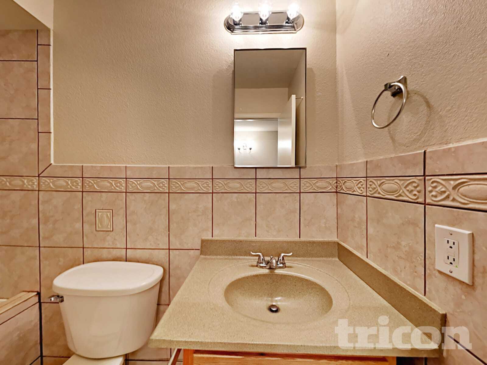 Building Photo - 6908 W Denton Ln