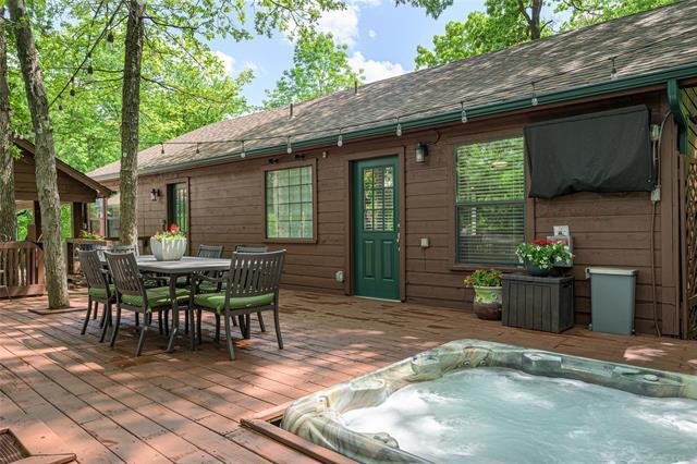 Building Photo - 5 Juanita Dr