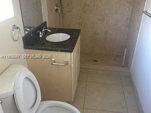 Building Photo - 5604 Hayes St