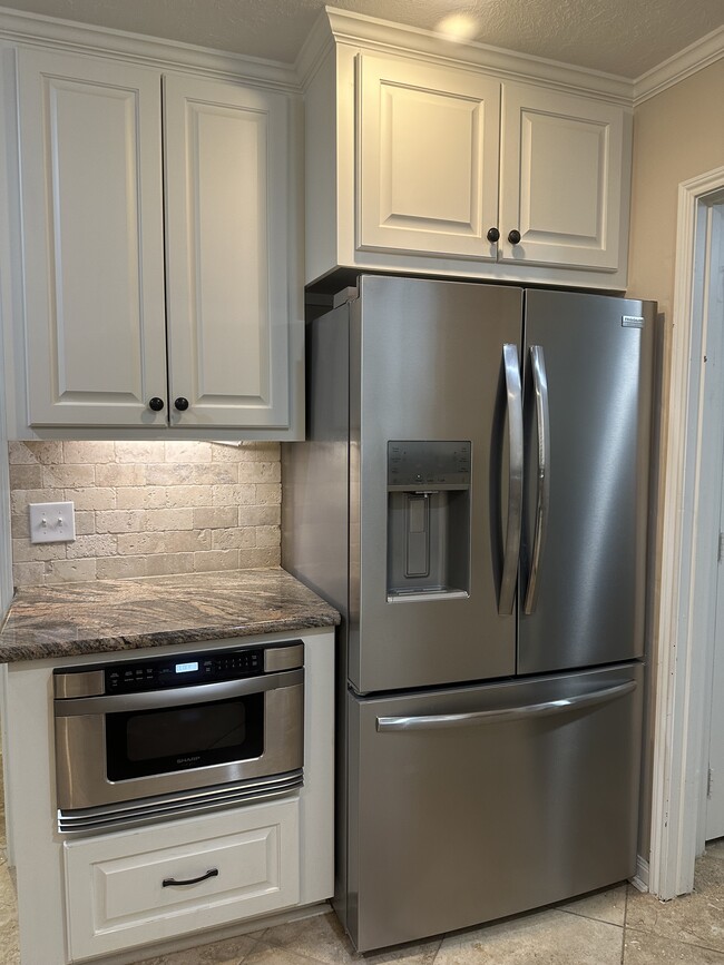 Micro and fridge! - 5122 Crystal Bay Dr