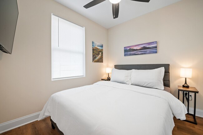 Building Photo - 24 Sawyer St