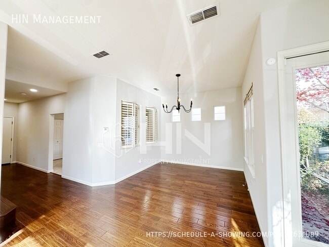 Building Photo - 3769 Florian St