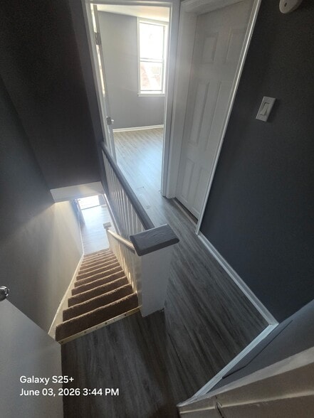 Building Photo - 944 Cantrell St