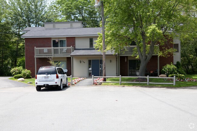 Building Photo - Buttonwood Acres