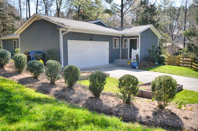 Building Photo - Gorgeous 3 Bedroom Home in Duke Forest - Available June 20!