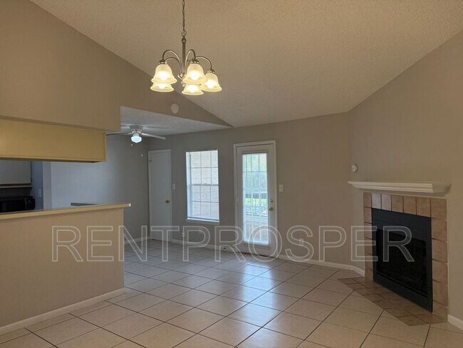 Building Photo - 5545 Devonbriar Way