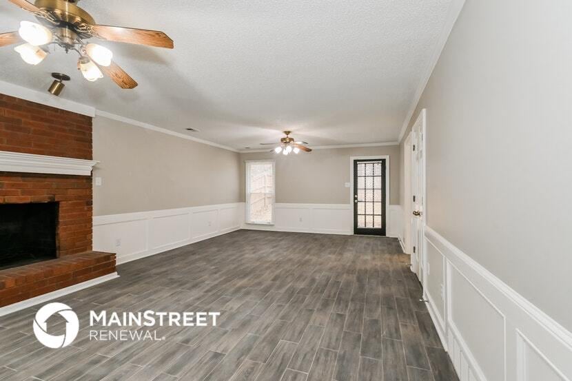 Building Photo - 2231 Oak Hollow Ln