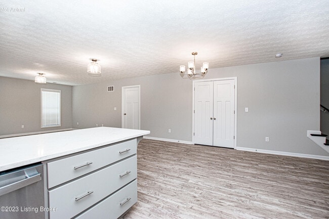Building Photo - 500 Eagle Pointe Dr