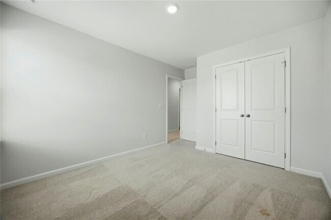 Building Photo - 111 Horned Owl Ave