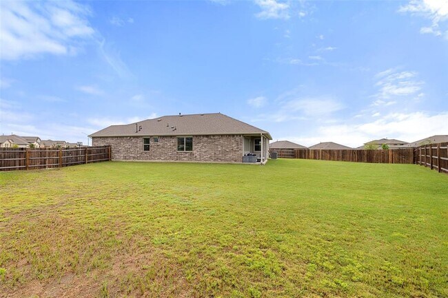 Building Photo - 16401 Coratina Dr