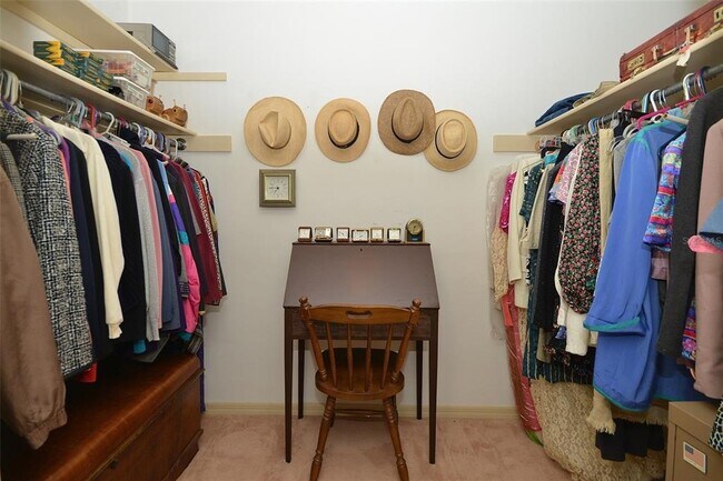 Building Photo - 1406 Magna Ct