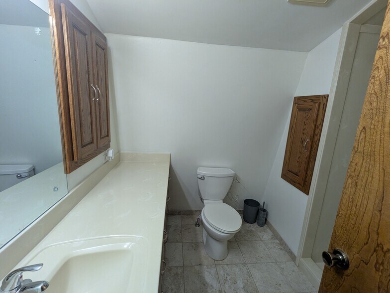 Building Photo - 1306 Marion Dr