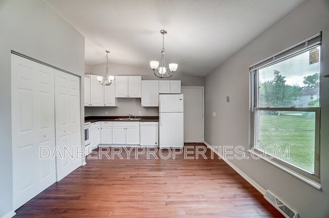 Building Photo - 3629 Turret Green Dr