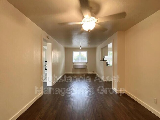 Building Photo - 701 Culbertson Dr