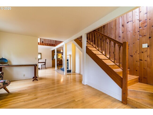 Building Photo - New Price! Custom Home