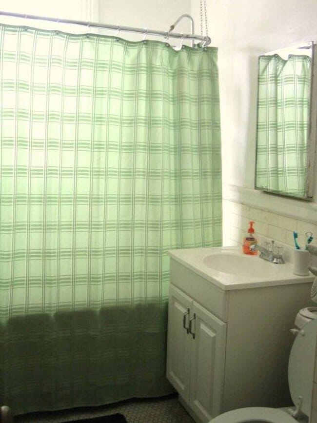 Building Photo - Beautiful 1 Bed 1 Bath Available NOW